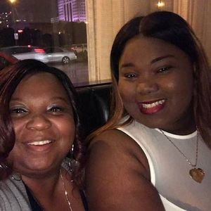 Meet your Posher, Stephani